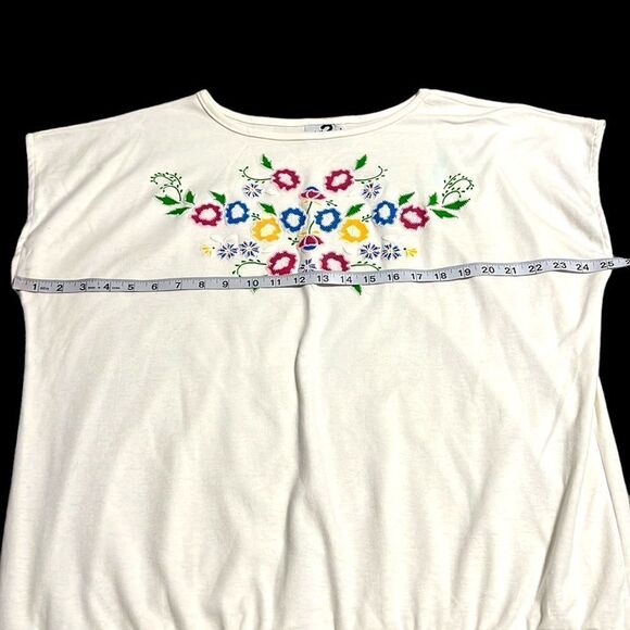 Vintage T-Shirt Woman's Size 2X Why Not? White Floral Textured Colorful USA - Picture 7 of 10
